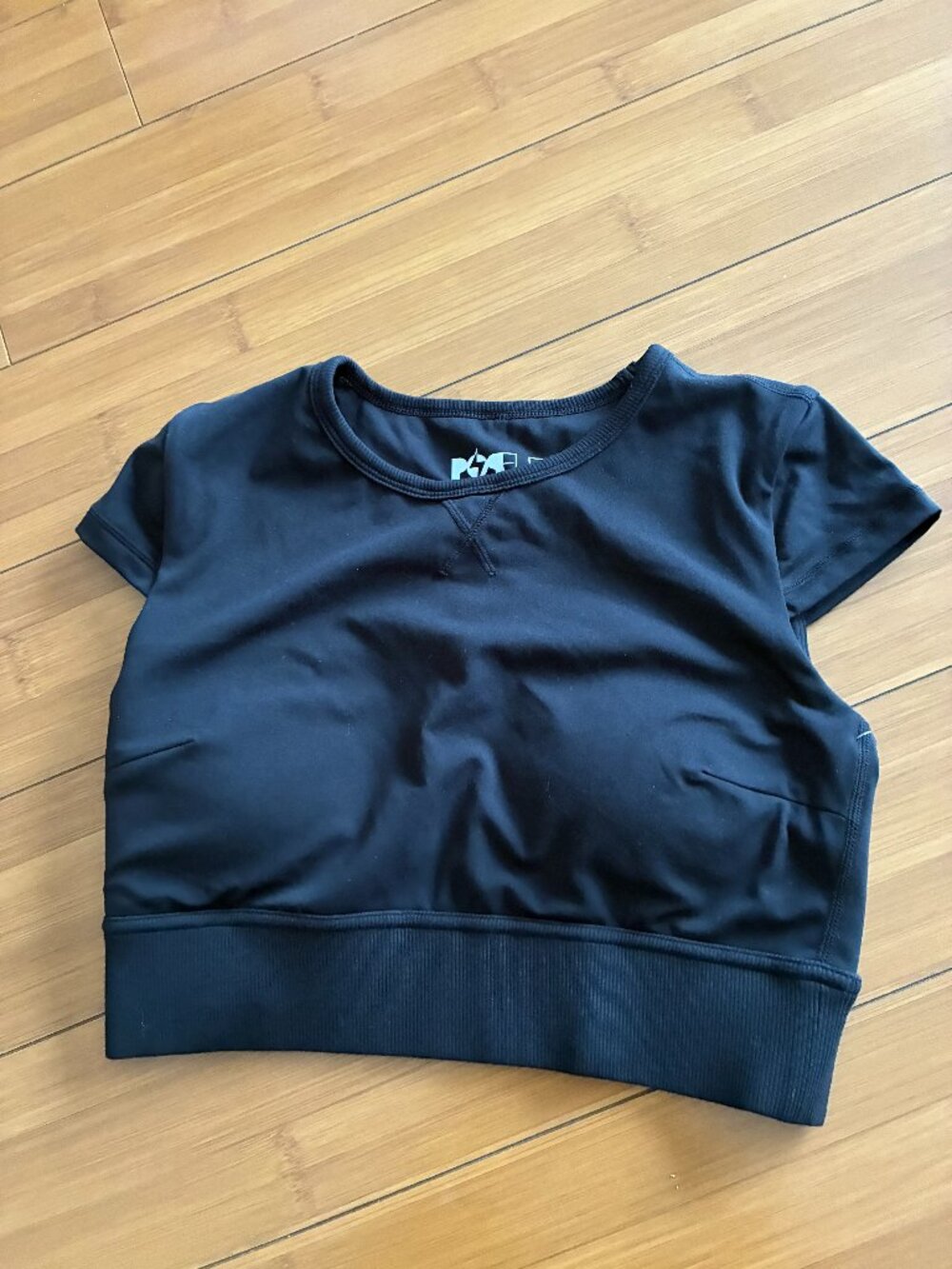Popflex black cropped tee with built in bra medium